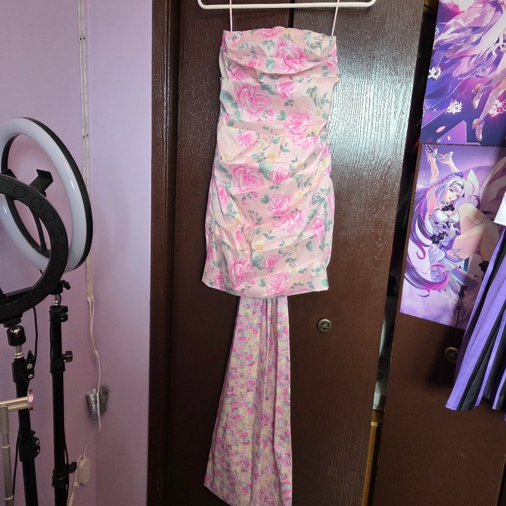 Strapless Thirty/Thirty LA floral bodycon dress with removable bow